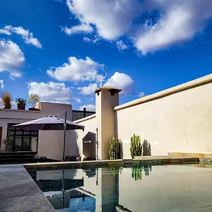 3* Riad Selyen
